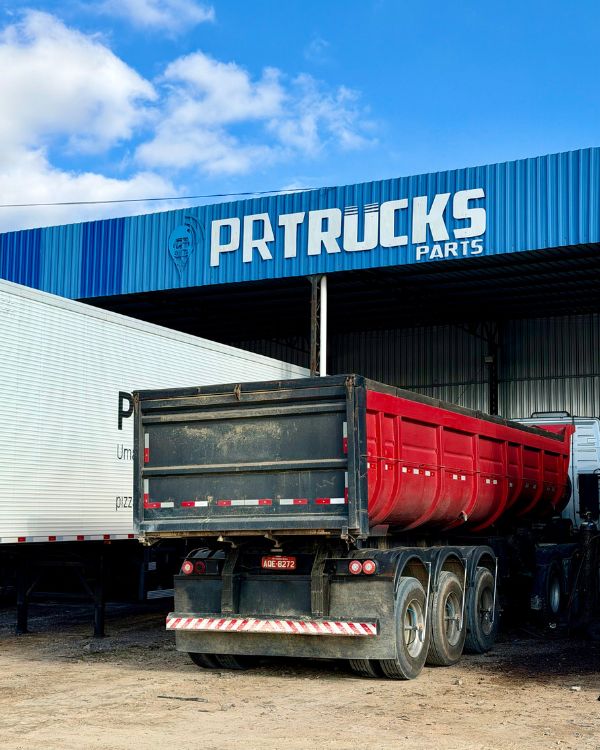 PR Trucks Parts — oficina e pátio